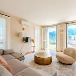 Residenza Di Luce - By Myhomeincomo Apartamento