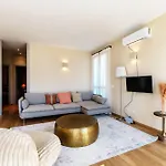 Apartamento Residenza Di Luce - By Myhomeincomo *