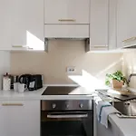 Apartamento Residenza Di Luce - By Myhomeincomo *