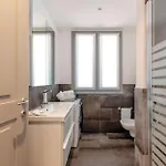 Residenza Di Luce - By Myhomeincomo Apartamento